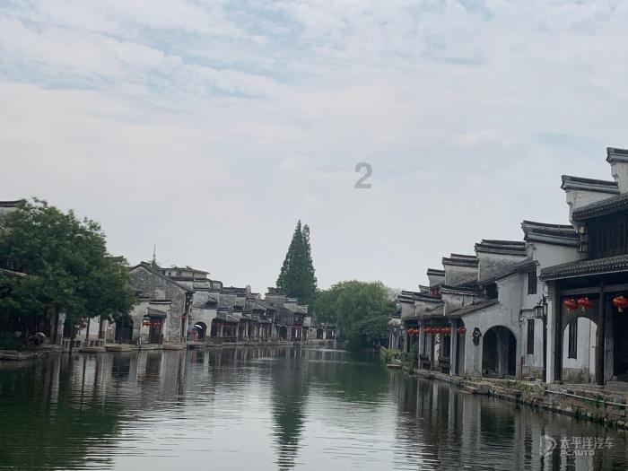 小艾比摄影家